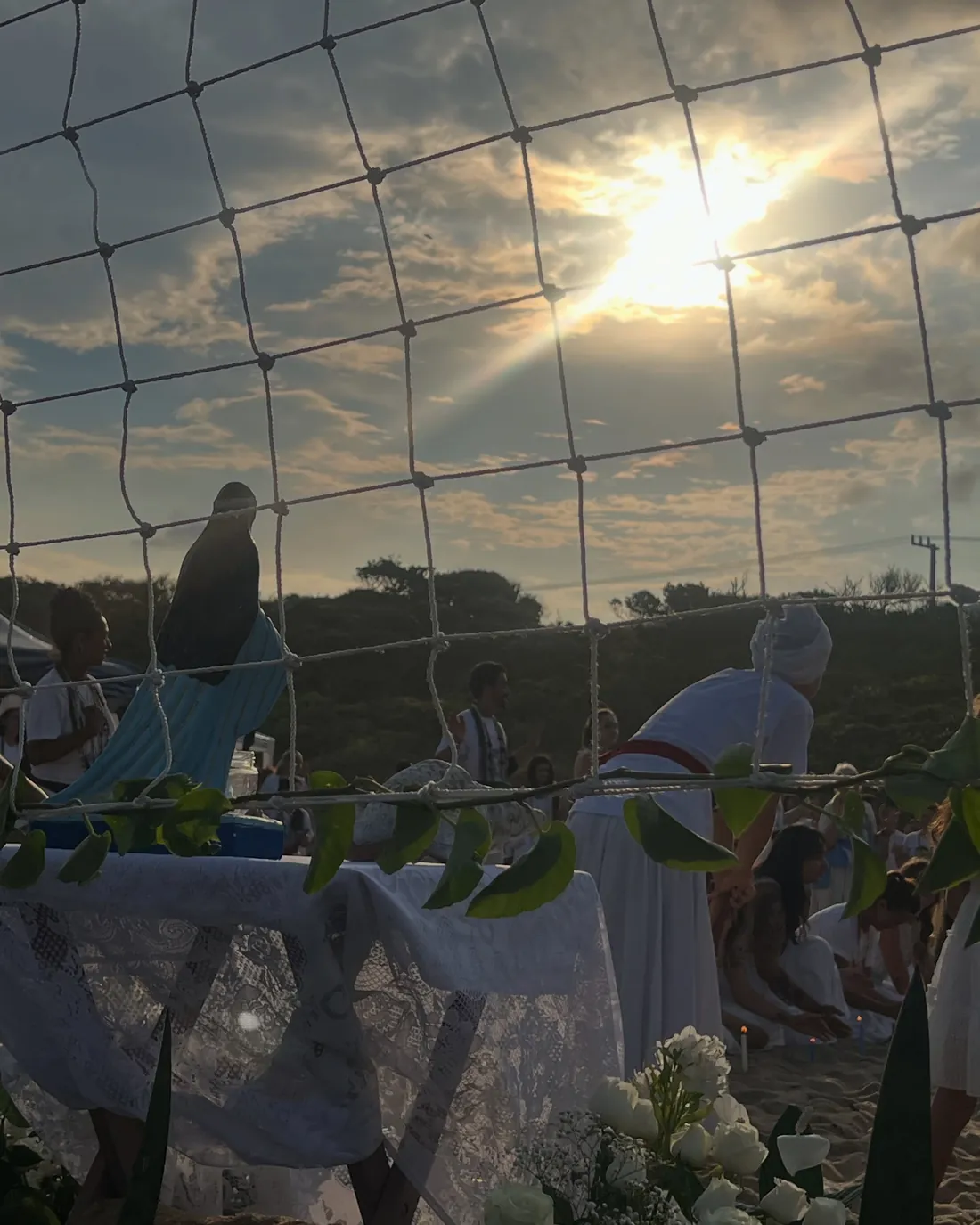 Ceremonia de Iemanjá al atardecer